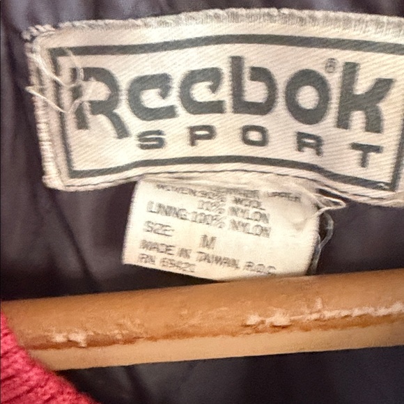Vintage 1980’s Reebok Red and Gray Bomber Jacket size Men’s Medium - Picture 2 of 4